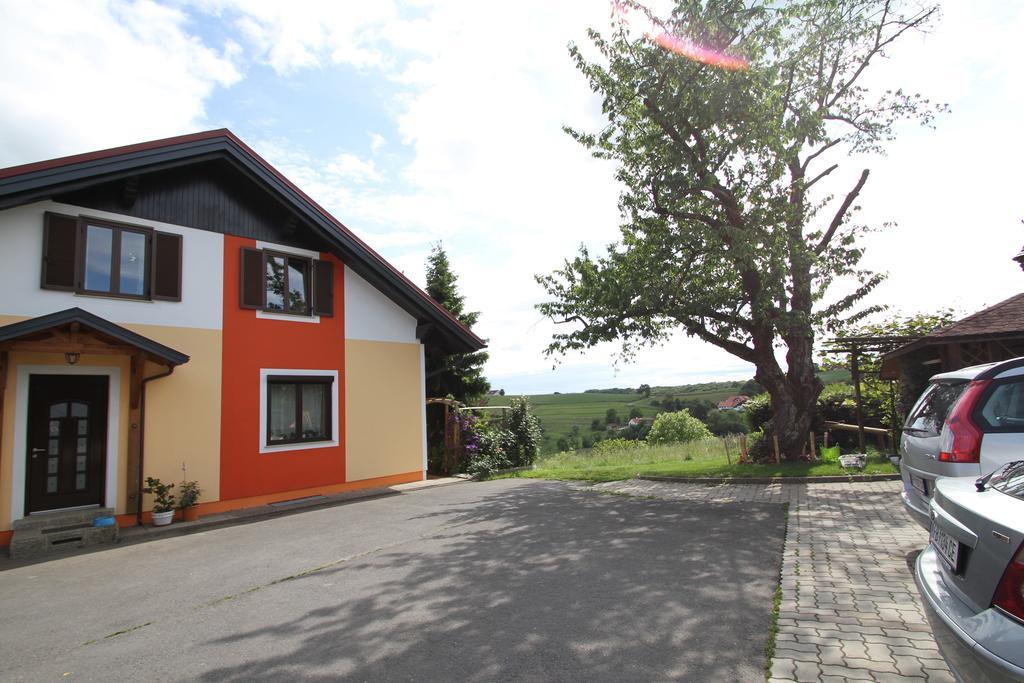 Gastehaus Dobida Hotel Unterlamm  Bagian luar foto