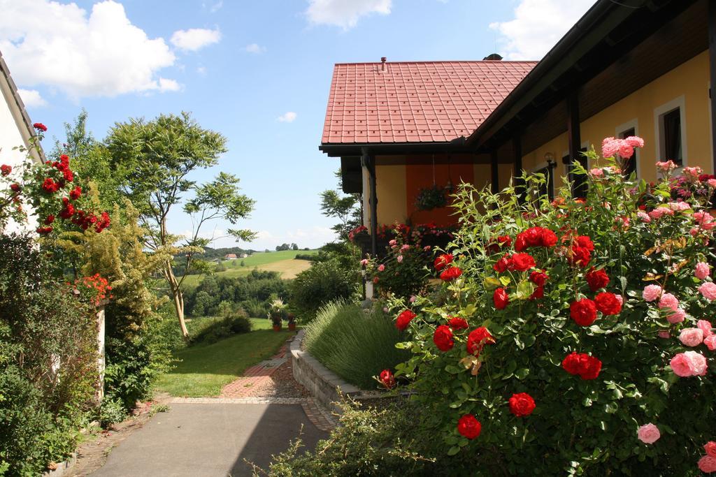 Gastehaus Dobida Hotel Unterlamm  Bagian luar foto