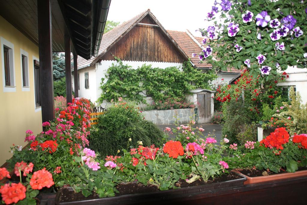 Gastehaus Dobida Hotel Unterlamm  Bagian luar foto